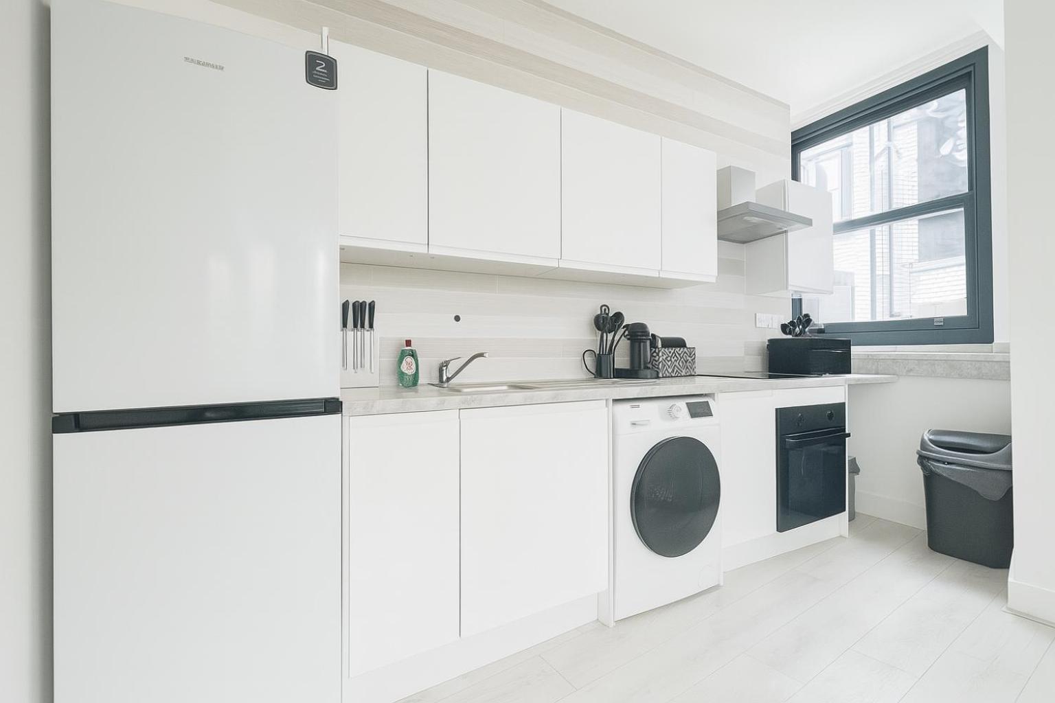 Stylish 2 Bedroom In The Heart Of Soho Walk To Cafes & Attractions! London