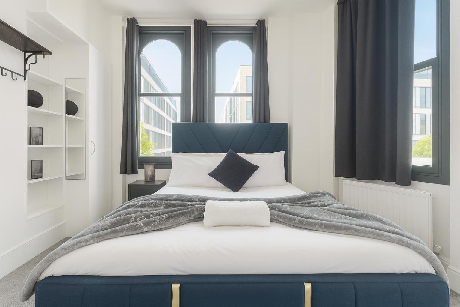 Stylish 2 Bedroom In The Heart Of Soho Walk To Cafes & Attractions! Apartment *