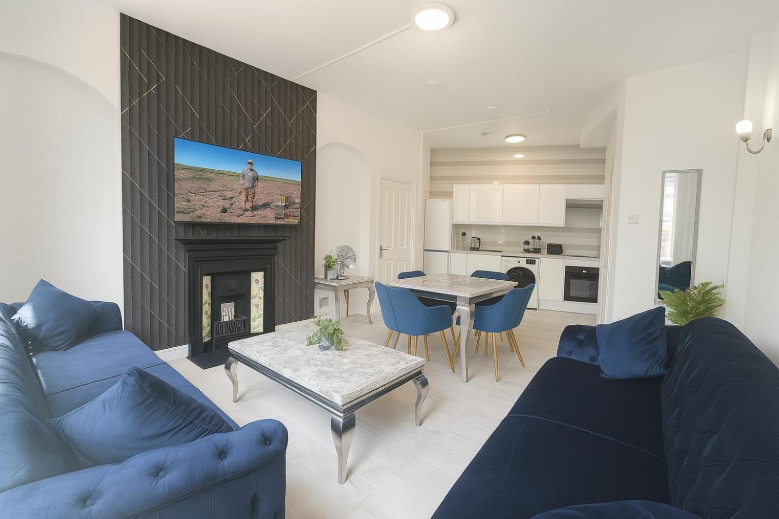 Apartment Stylish 2 Bedroom In The Heart Of Soho Walk To Cafes & Attractions!